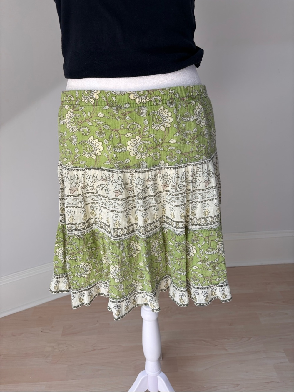 Y2K Old Navy Floral Peasant Skirt 🌿